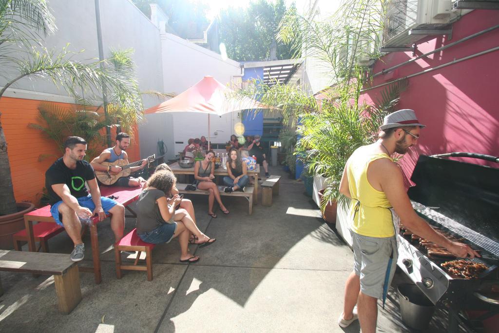 Zing Backpackers Vandrarhem Sydney Exteriör bild